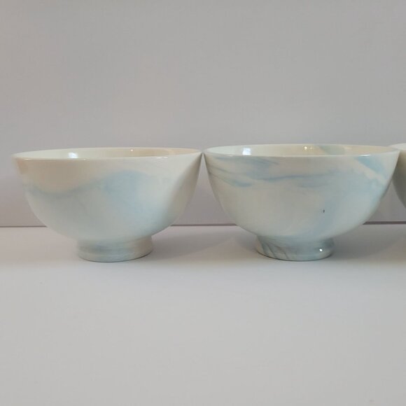 Set Of 4 Handcrafted Ceramic Marbled Bowls - Ivory & Blue Swirls - Unique Artisa - Picture 2 of 9